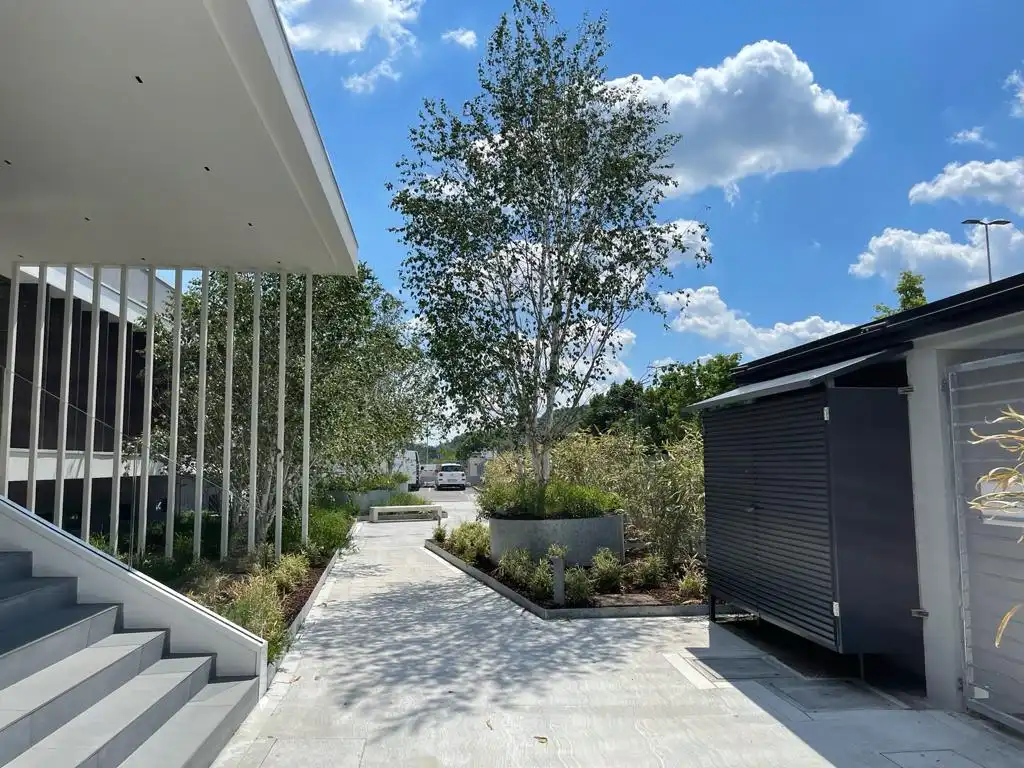 HIYP7233